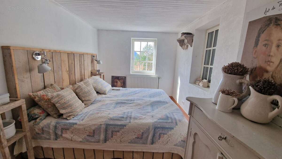 Maison 110 m² à Vercheny  - photo 6