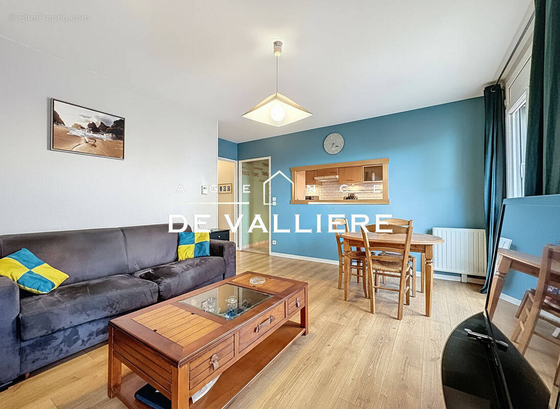 Appartement à NANTERRE