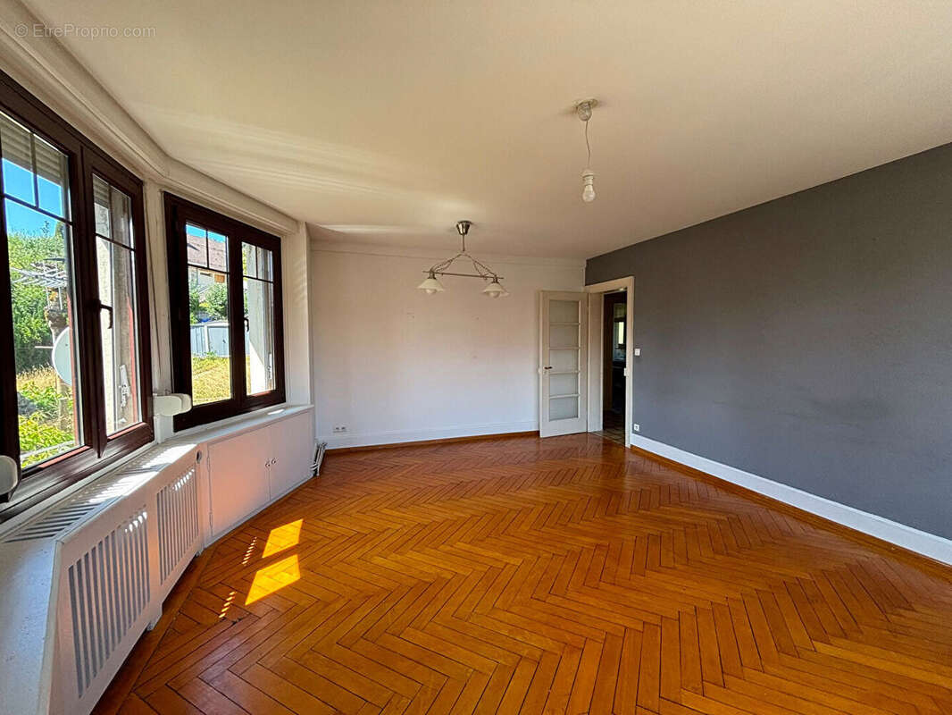 Appartement Morteau 4 pièce(s) 97 m2 - photo 2