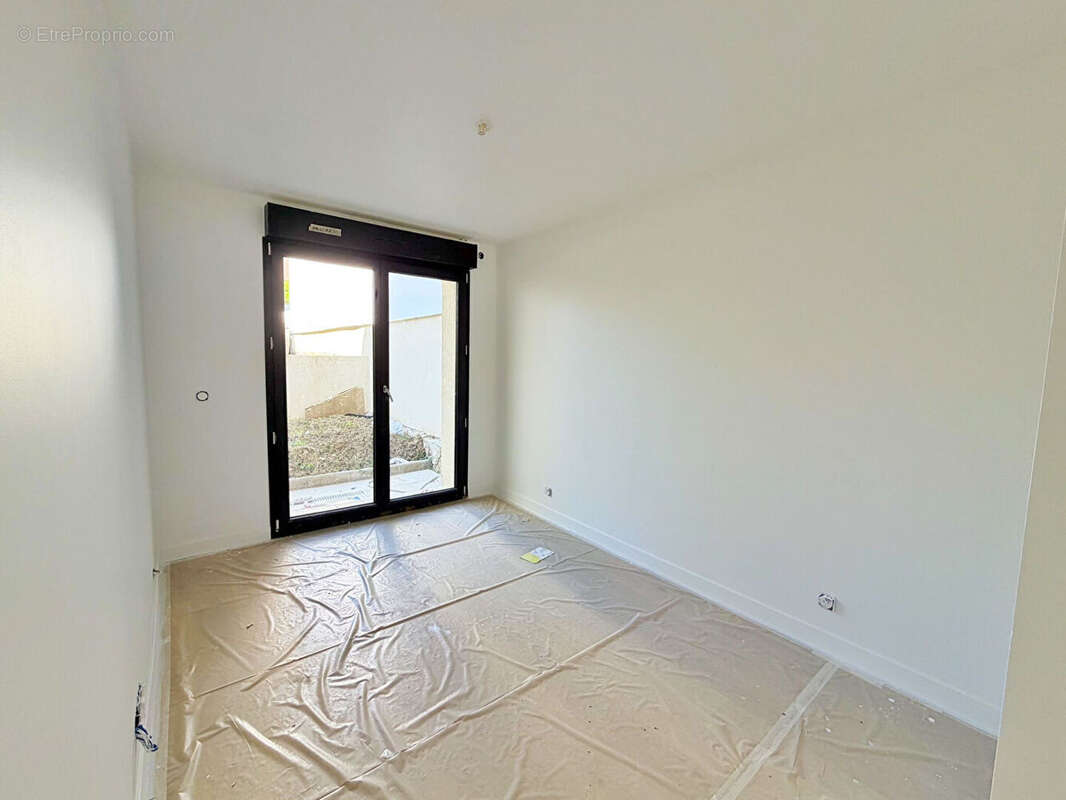 Appartement à NANTERRE