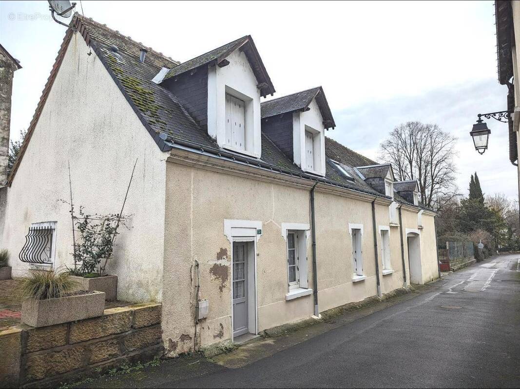 Maison à SAINT-EPAIN