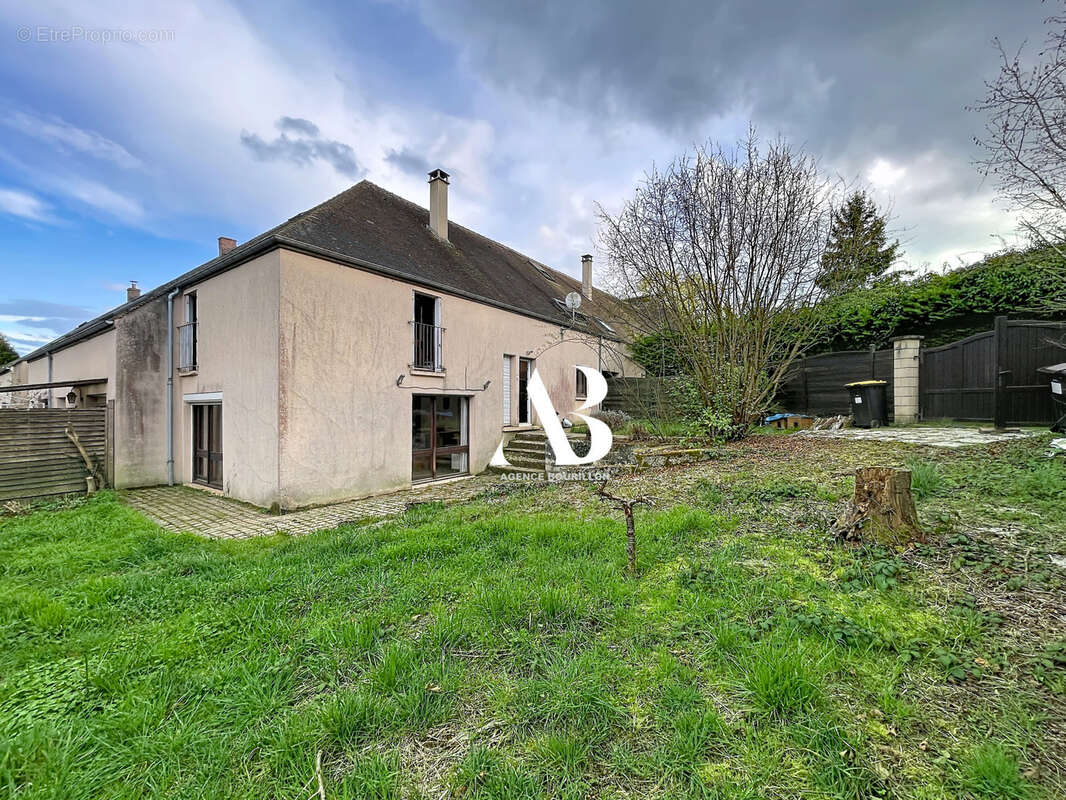 Maison à DONNEMARIE-DONTILLY