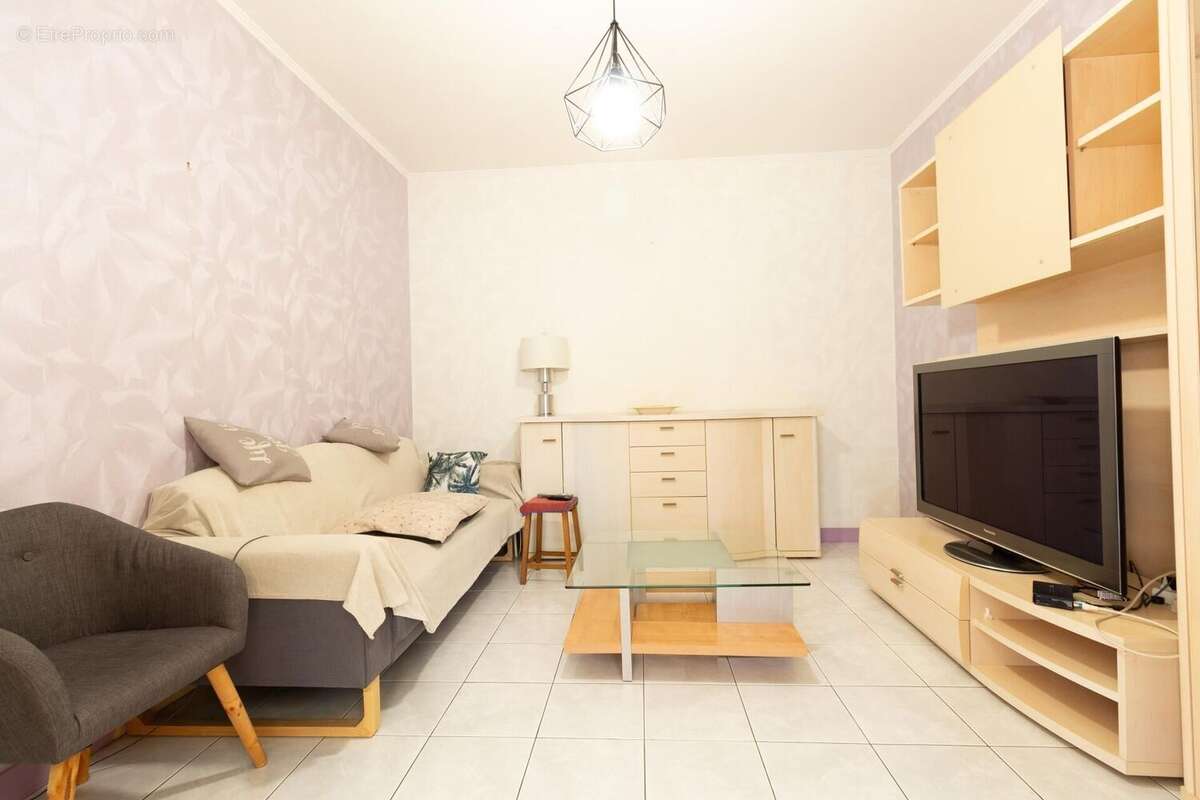 Photo 2 - Maison à NANTEUIL-LES-MEAUX