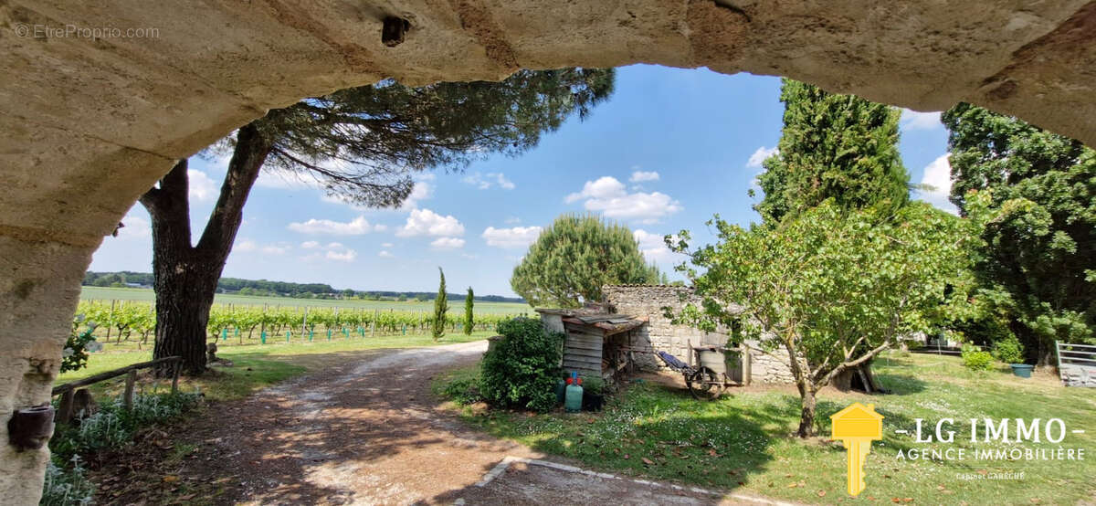 Maison à SAINT-FORT-SUR-GIRONDE