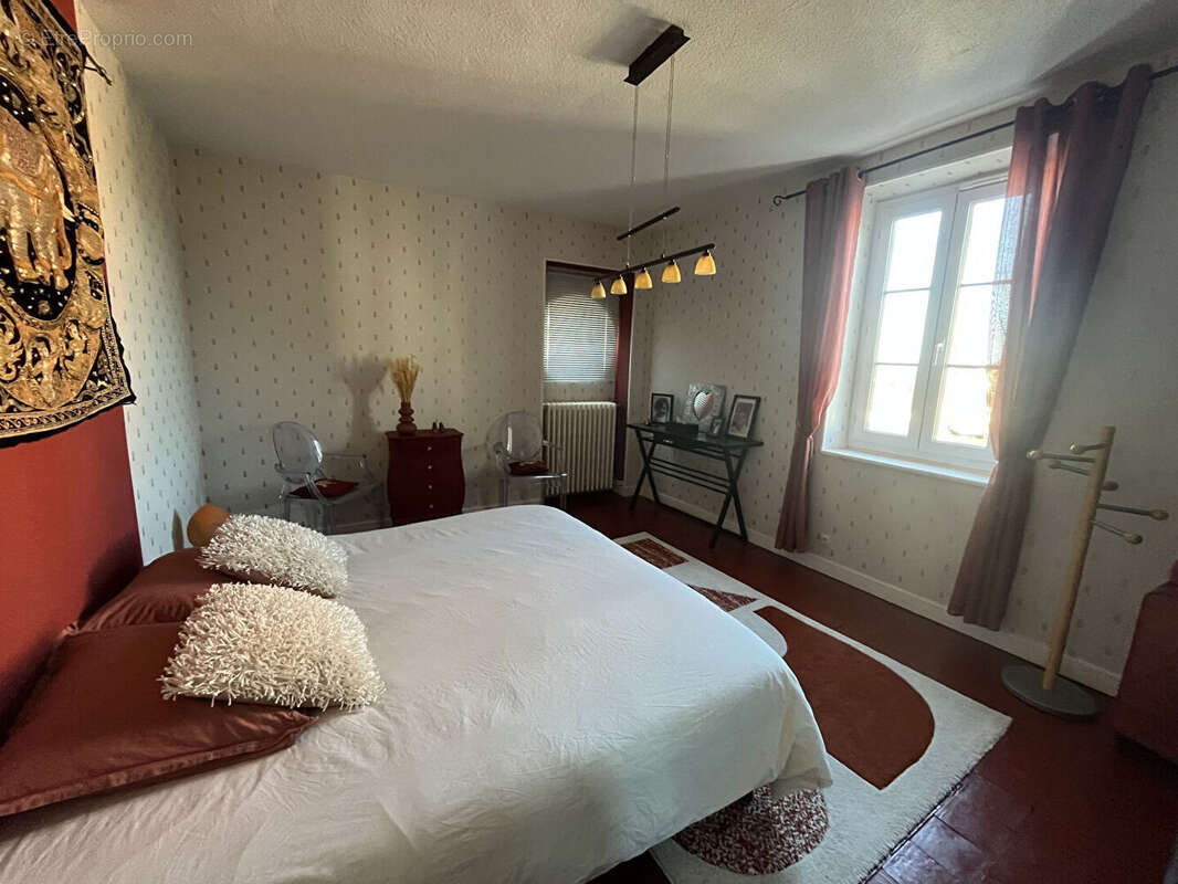 Maison à MONTCEAU-LES-MINES