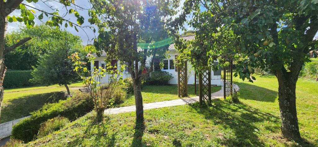 Maison à ARQUES-LA-BATAILLE