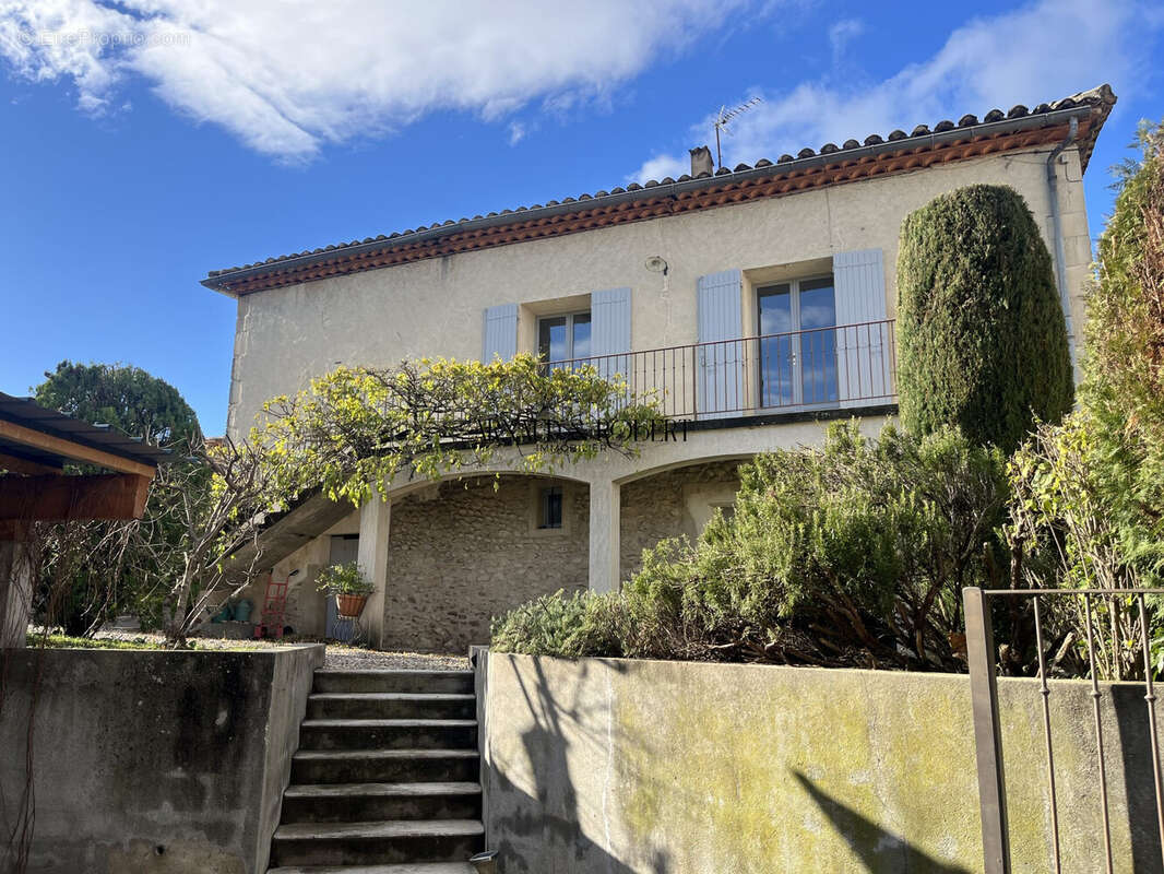 Maison à MALATAVERNE