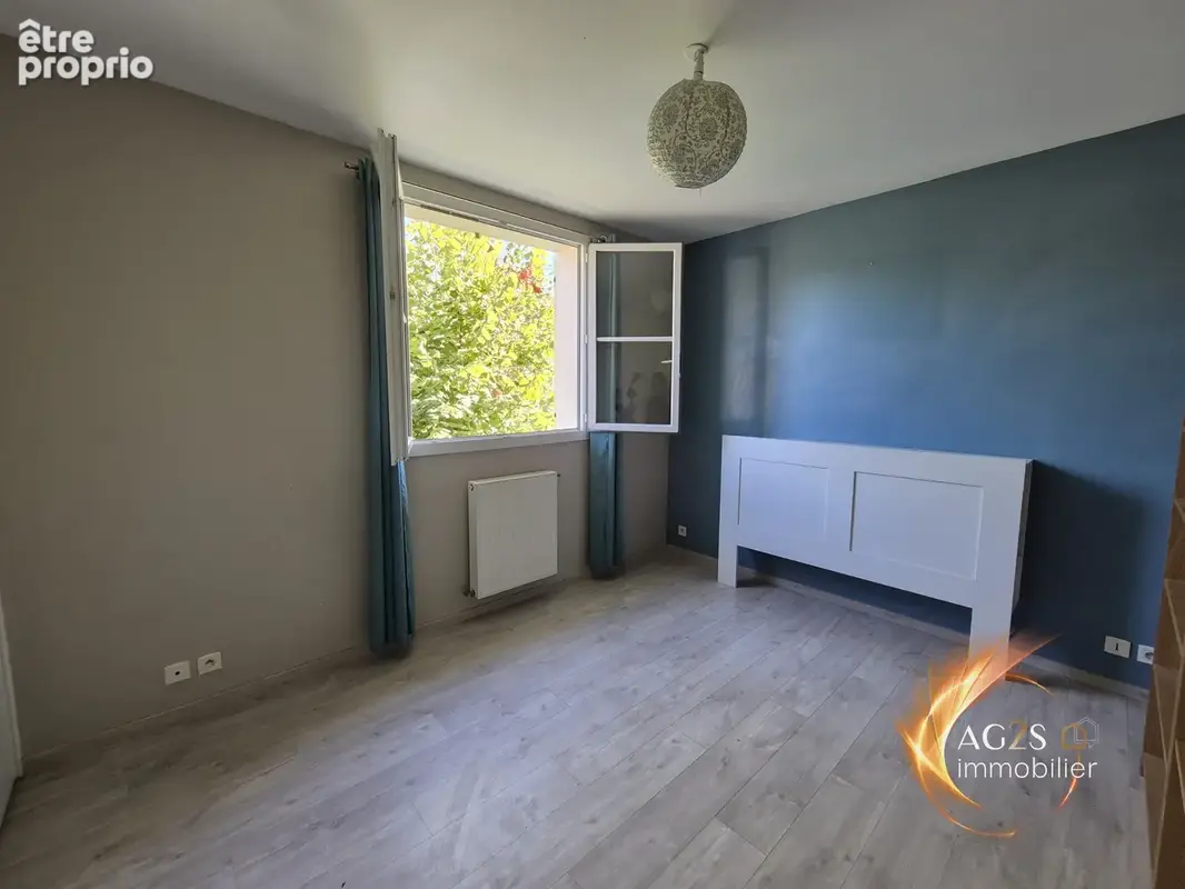 Maison familiale secteur Villard-Noir, calme - photo 12