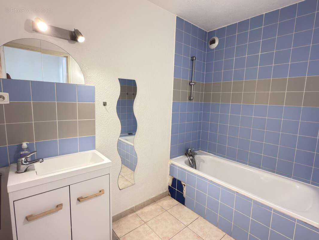 Exclusivité   Appartement P3 avec balcon, garage et cave   Quartier Capouchines, Nîmes - photo 14