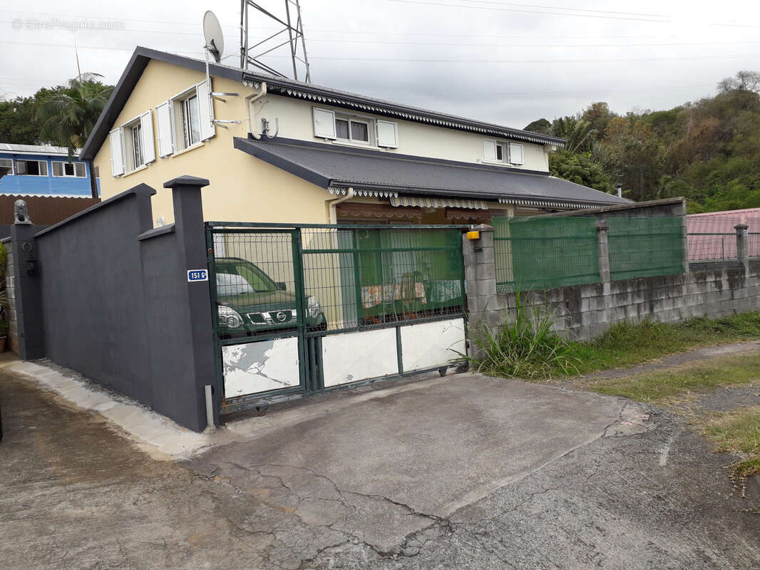 Maison à SAINT-DENIS