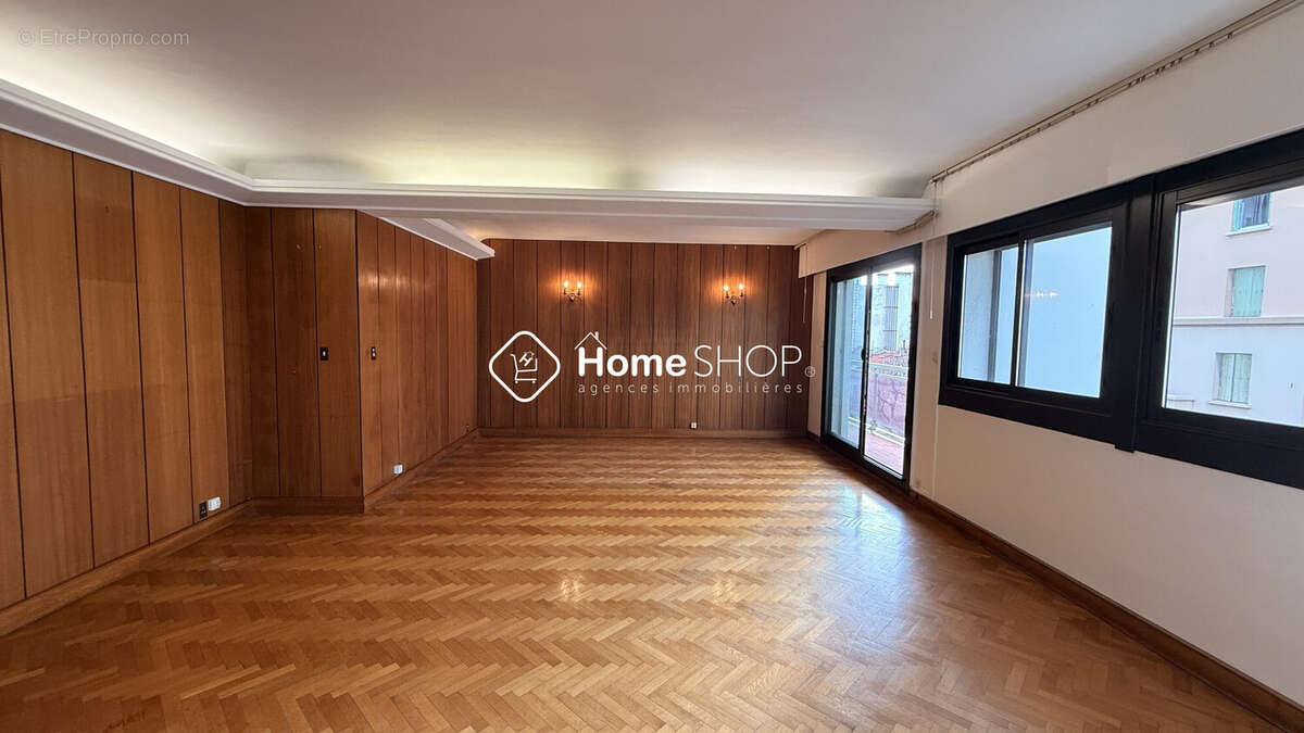 Appartement à MARSEILLE-7E