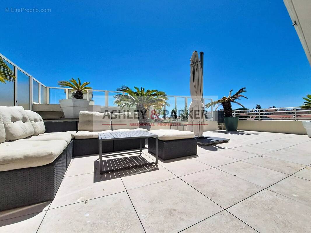 Appartement à CANNES