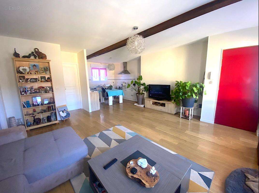 Immeuble de rapport comprenant 4 appartements T3 à vendre AIRE SUR L'ADOUR (40) - photo 11