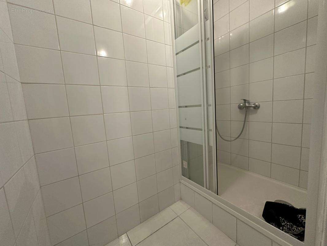 Commerce à GUILLERVAL