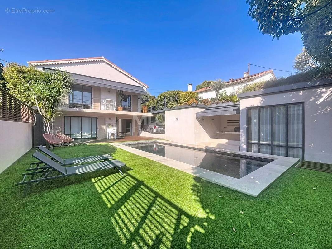 Maison à ANTIBES