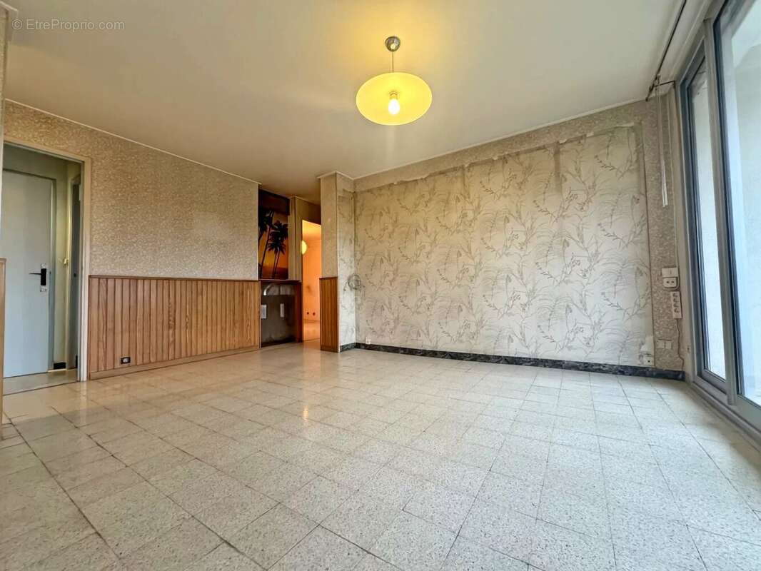Appartement à MARSEILLE-9E