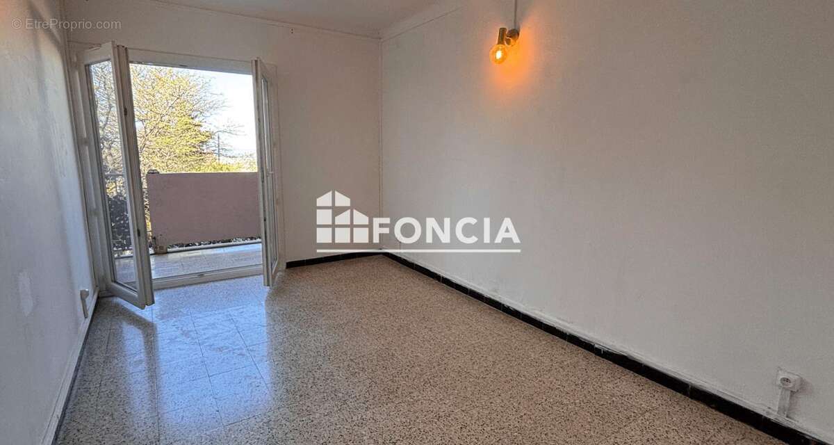 Appartement à MARSEILLE-15E