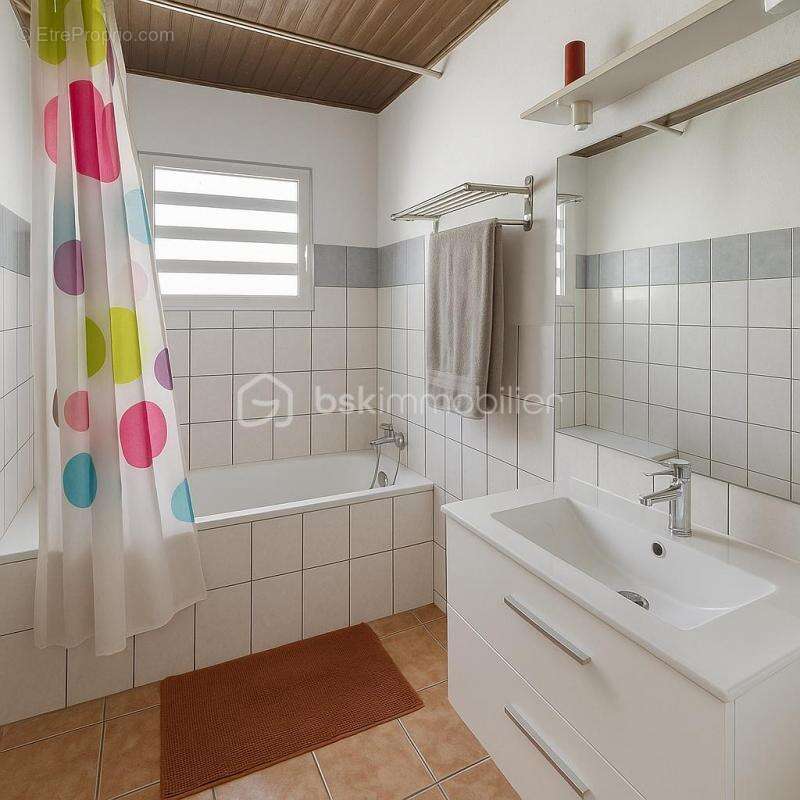 Maison à SAINT-DENIS