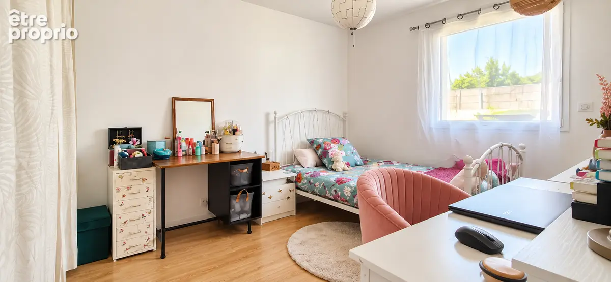 Saint-georges-de-montaigu ? plain-pied contemporain, 132 m² et tout à pied ! - photo 4