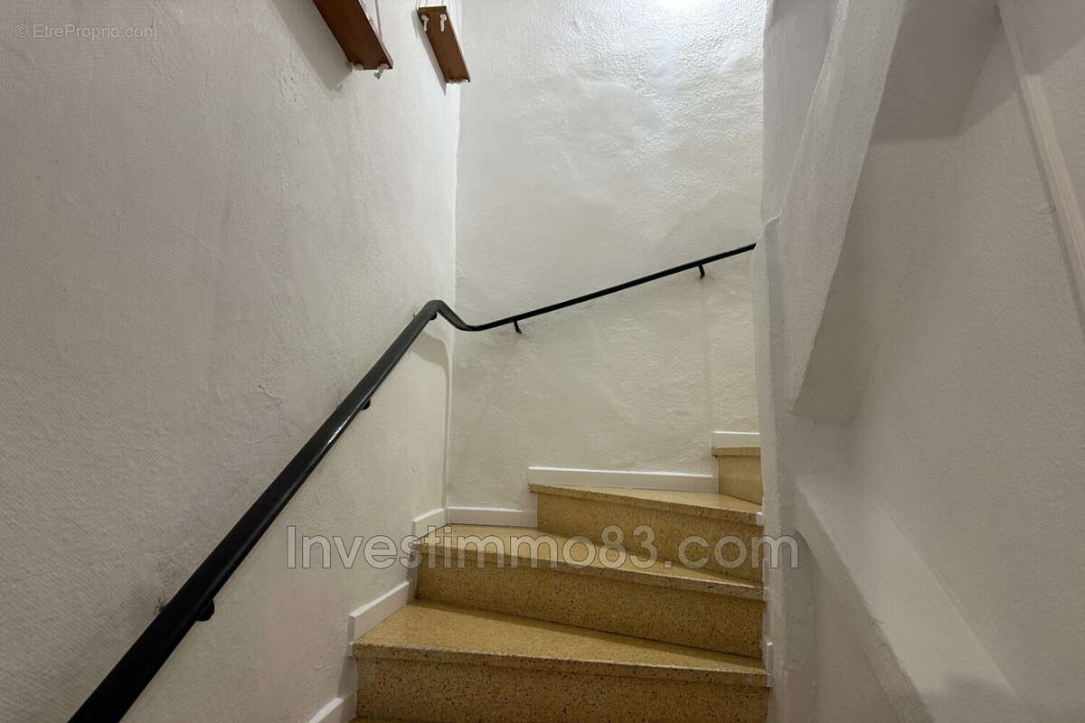 Appartement à BARJOLS