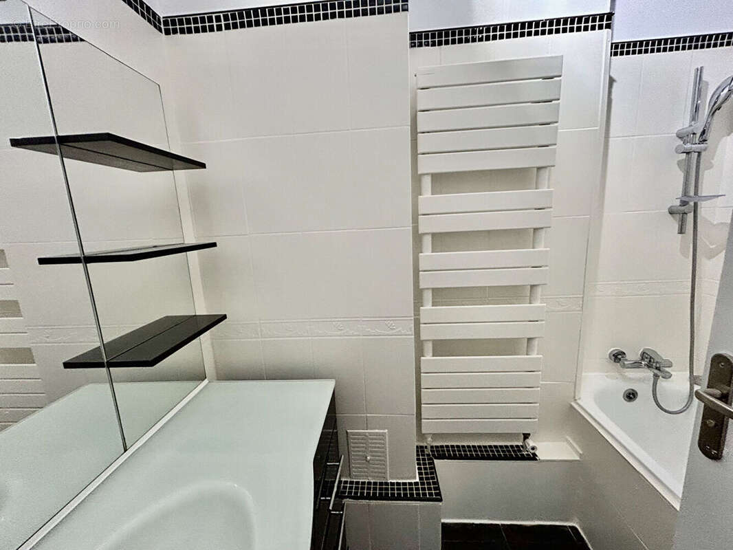 Appartement à LE PERREUX-SUR-MARNE