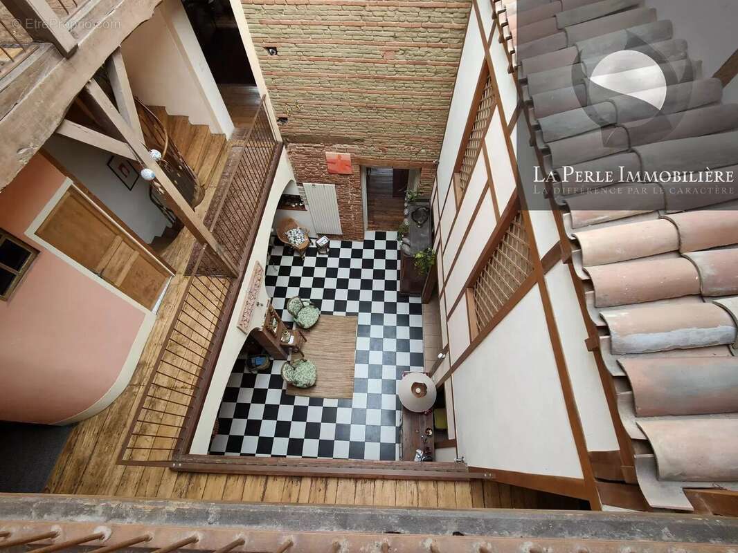 Maison à CASTELSARRASIN