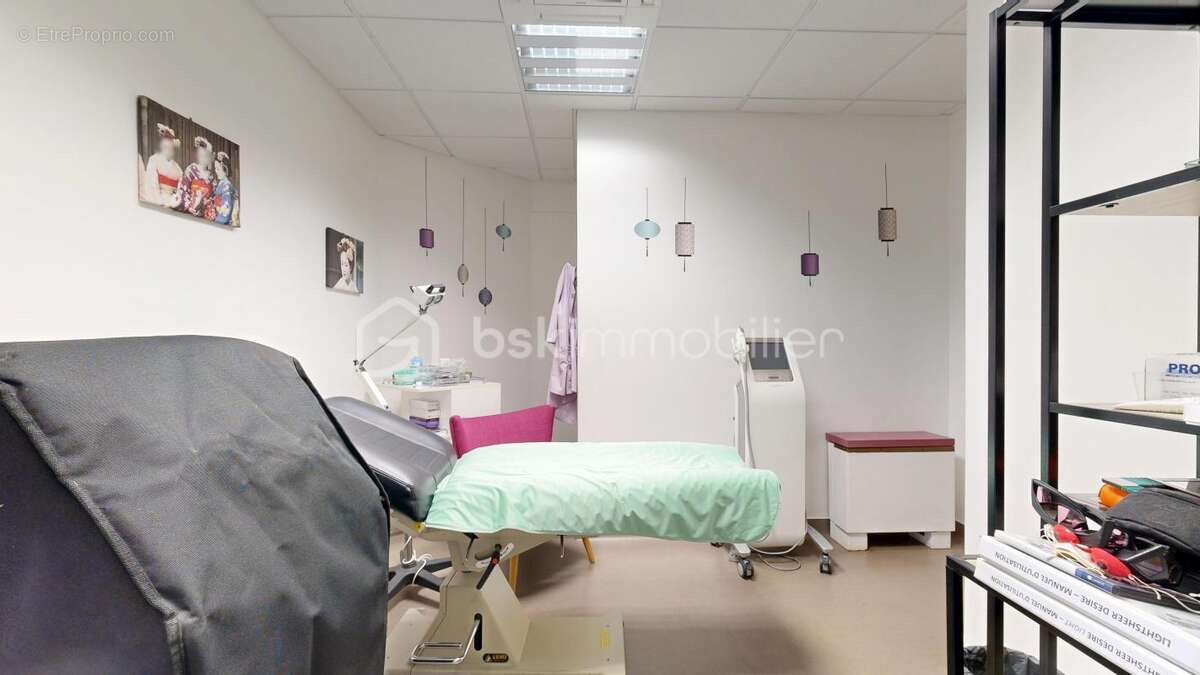 Bureau spacieux pour entrepreneurs, un investissement idéal au cœur de la ville - photo 15
