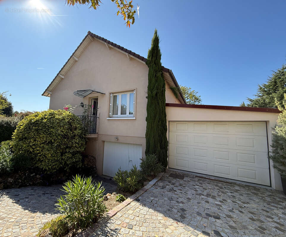 Maison à LES ALLUETS-LE-ROI