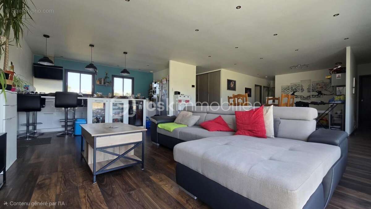 Maison spacieuse de 2019, lumineuse, quatre chambres, bureau, garage, grand terrain agricole - photo 5