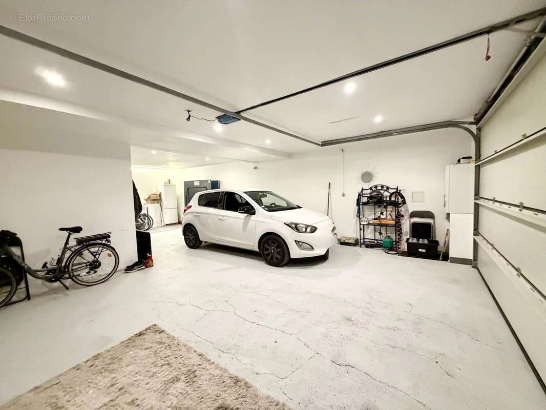 Pérignat-lès-Sarliève : Villa 174m², 4 chambres et spa balnéo - photo 17