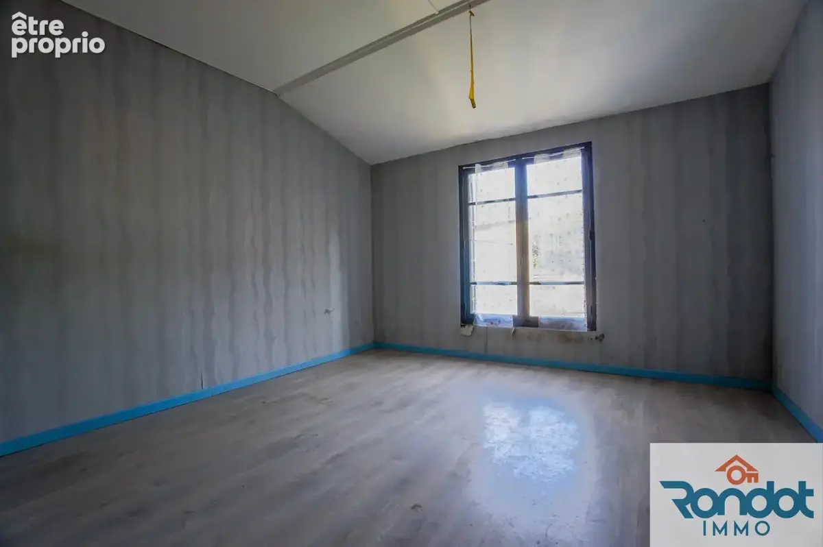Maison 4 pièces / 2 chambres / 125 m2 / 591 m2 terrain - photo 6