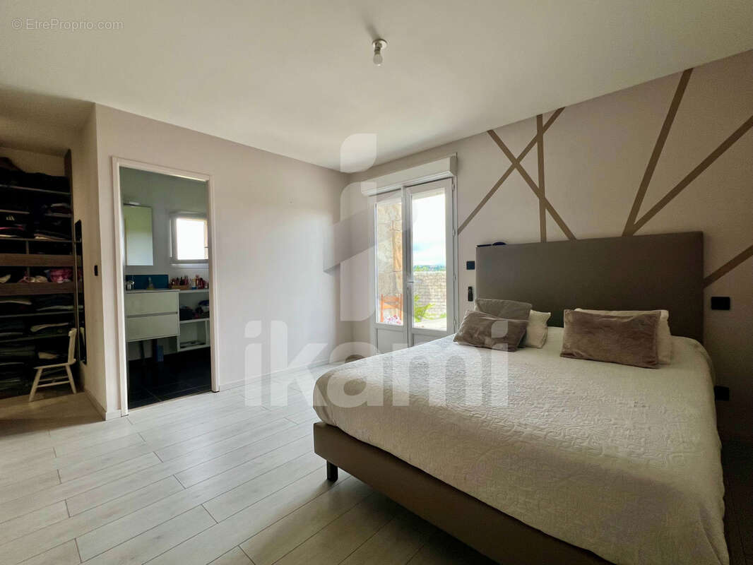 Maison à BOURGOIN-JALLIEU