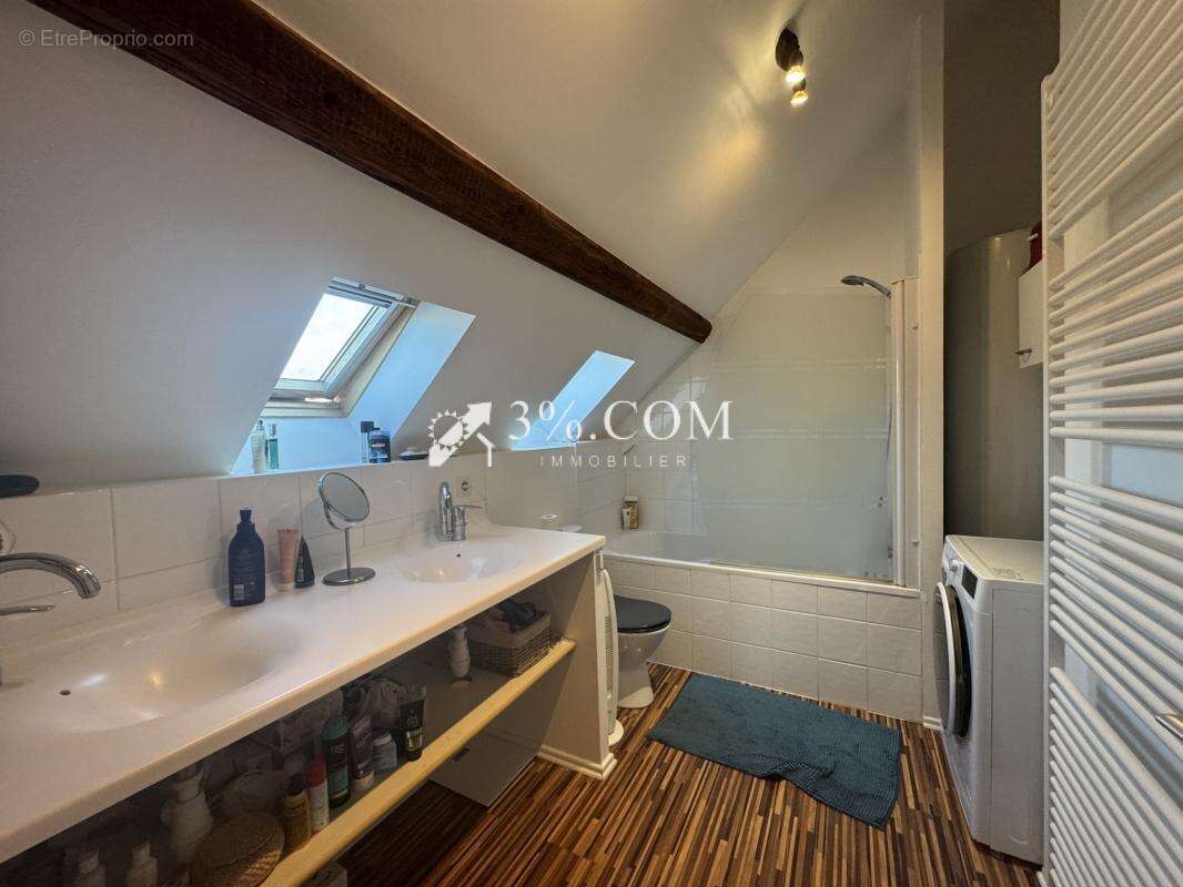 3%COM Très beau F4 en duplex avec terrasse - photo 9