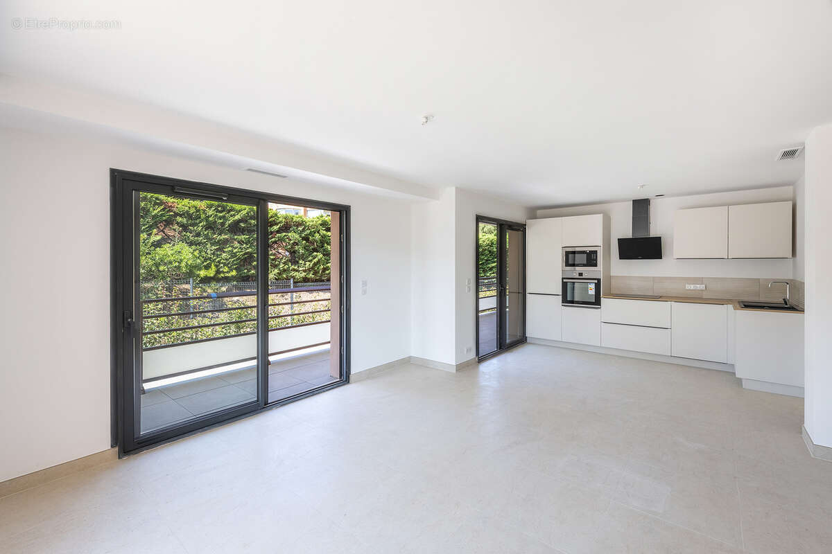 Appartement à SAINT-RAPHAEL