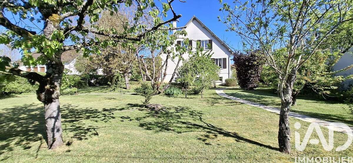 Photo 3 - Maison à VILLENEUVE-SUR-YONNE