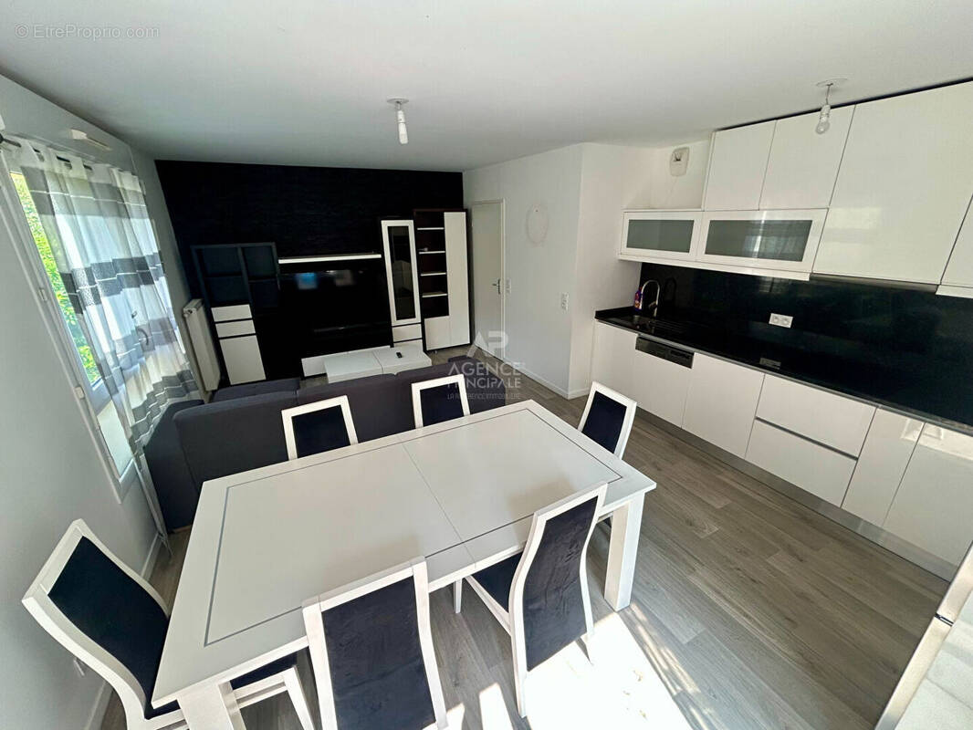 Appartement à POISSY