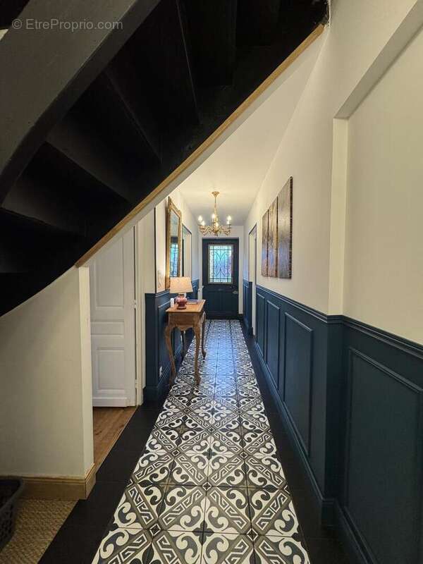 Couloir - Maison à BEYNAC-ET-CAZENAC