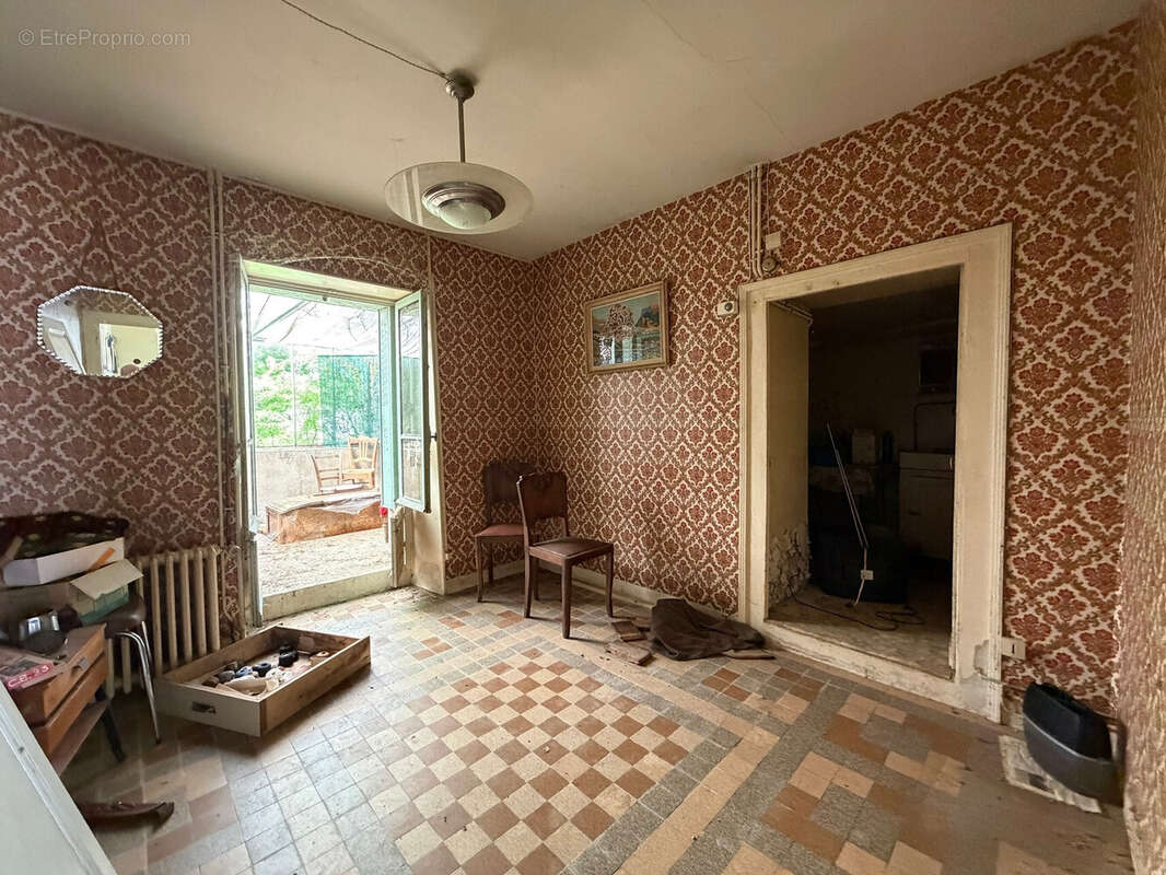 Maison 65 m² à Reuilly  - photo 2