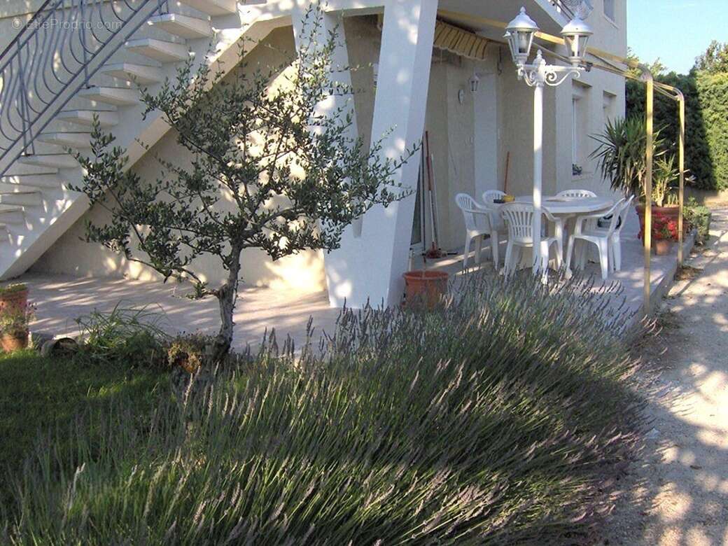 Appartement à PIERRELATTE