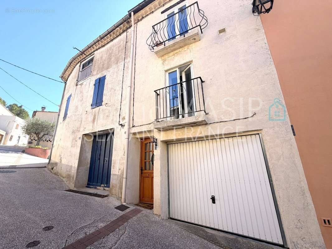 Charmante maison de village entierement renovee, garage, terrasse, jolie vue - photo 2