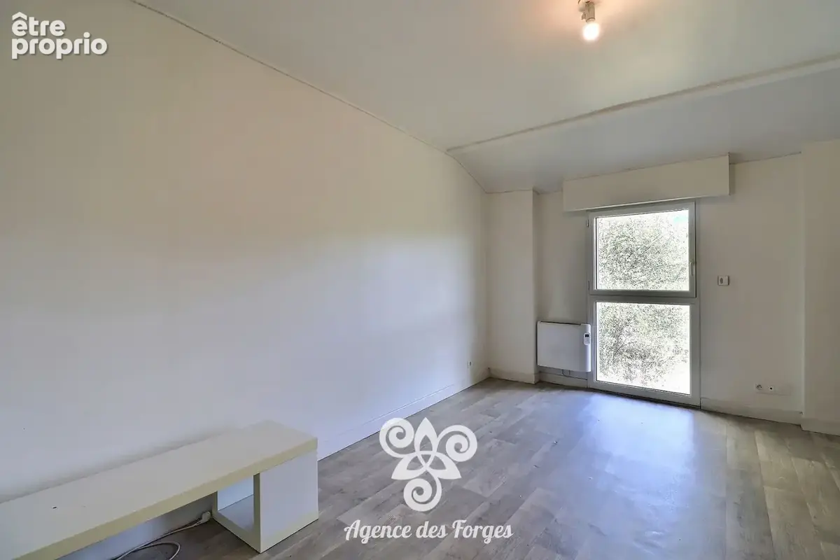 Maison de 55m² / 2 chambres / jardin / dépendance / Montrevault Sur Evre - photo 7