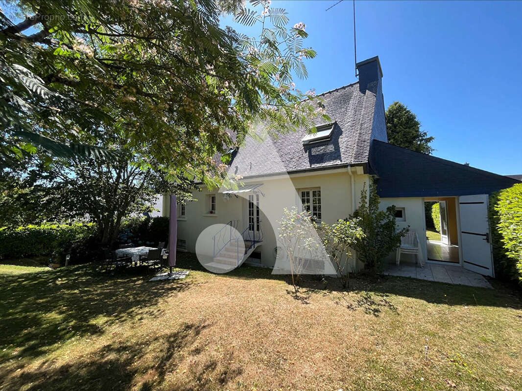Maison à LANDEVANT