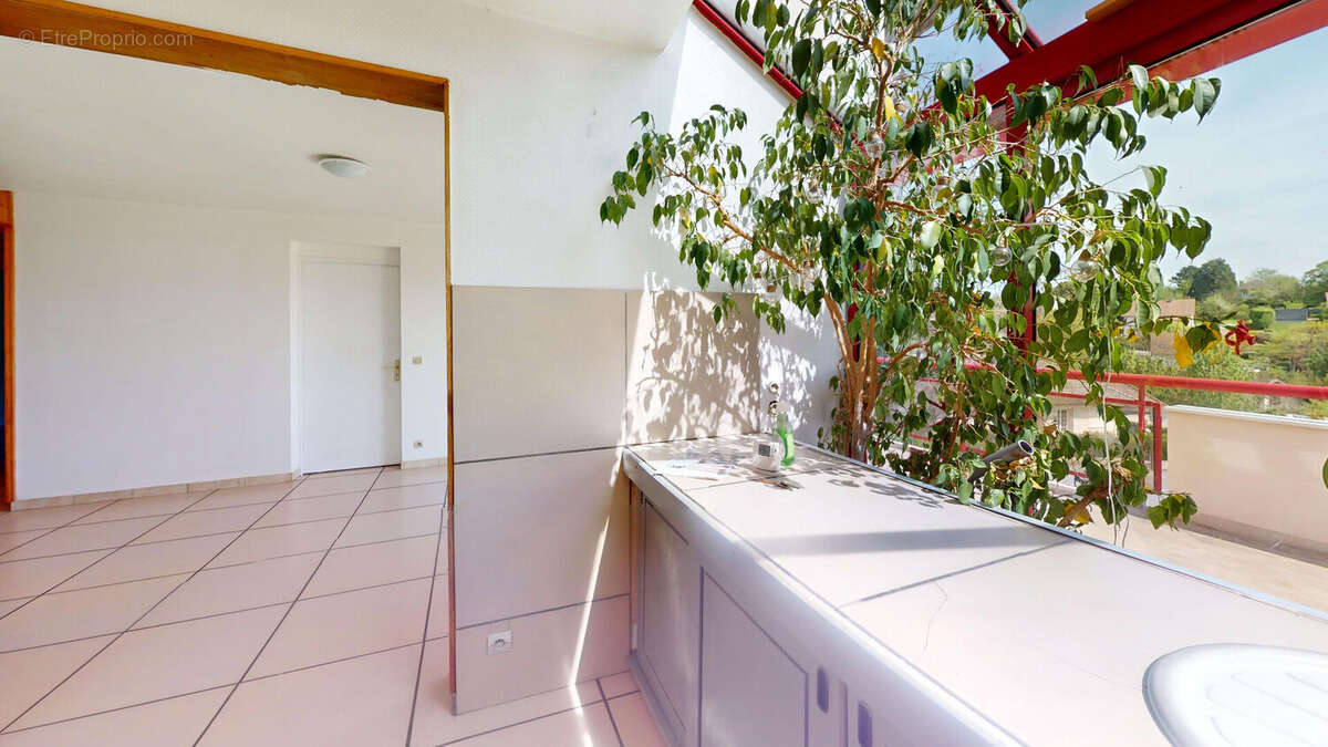 Maison à MISEREY-SALINES