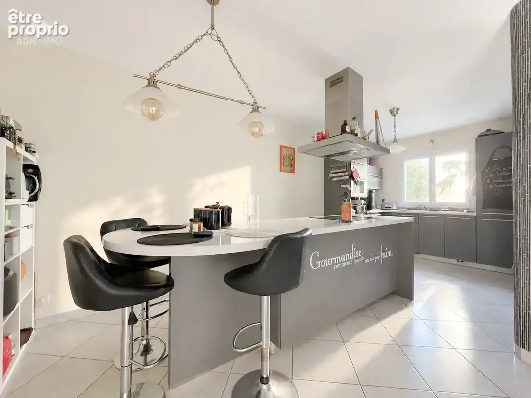 Maison 6 Pièces 141 m2 - photo 5