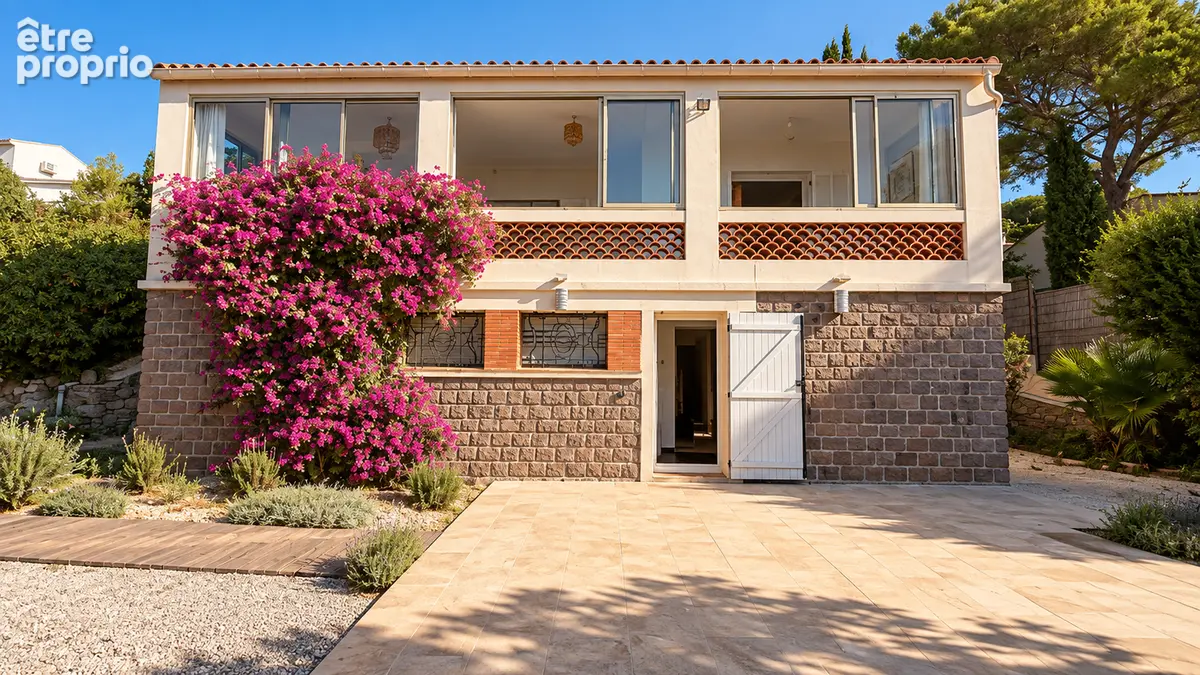 Photo Maison à Les Issambres au prix de 995 000€