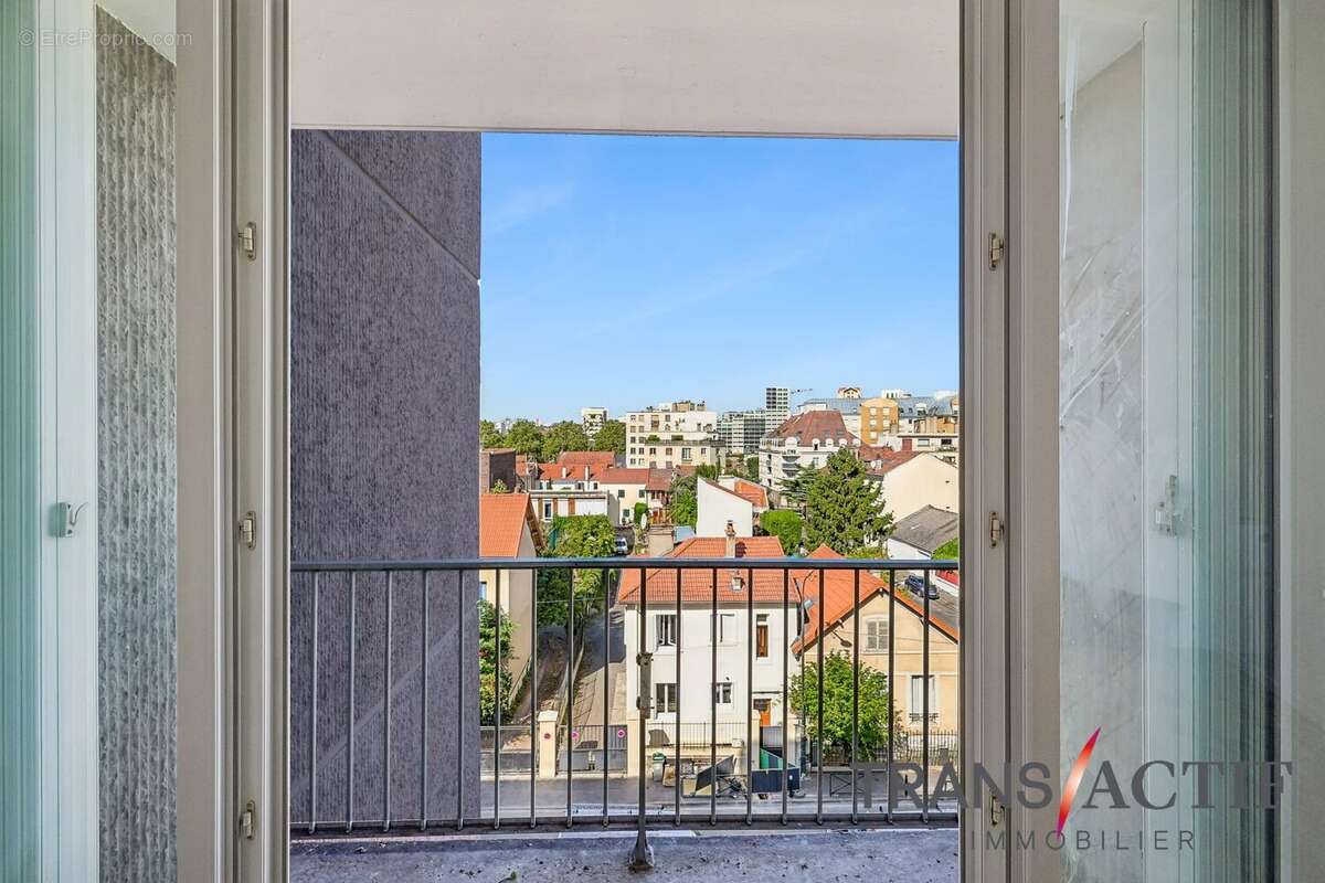 À vendre – Superbe 4 pièces de 77 m² avec balcon, box et cave - photo 3