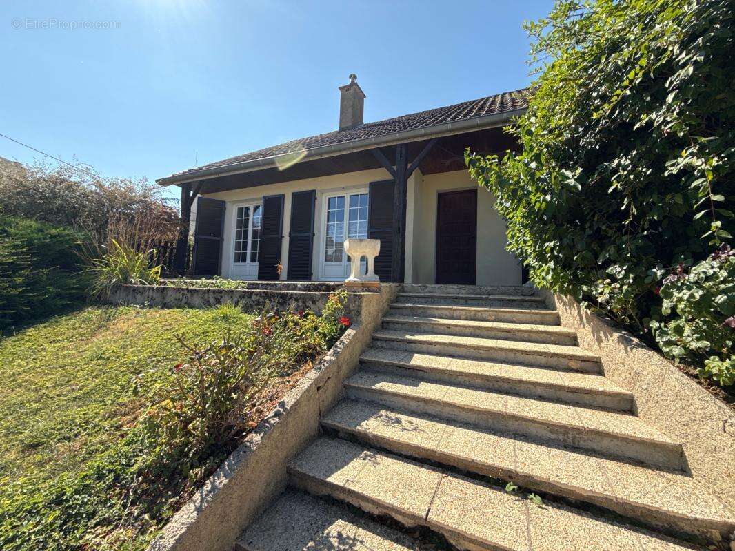 Maison à BRETENIERE de 155,45m² sur sous sol complet, 5 chambres, terrain 719 m² - photo 13