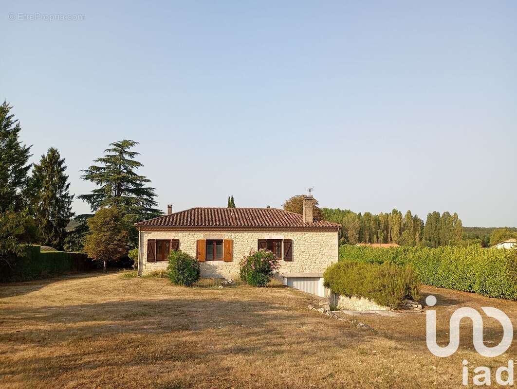 Photo 1 - Maison à BOUDY-DE-BEAUREGARD