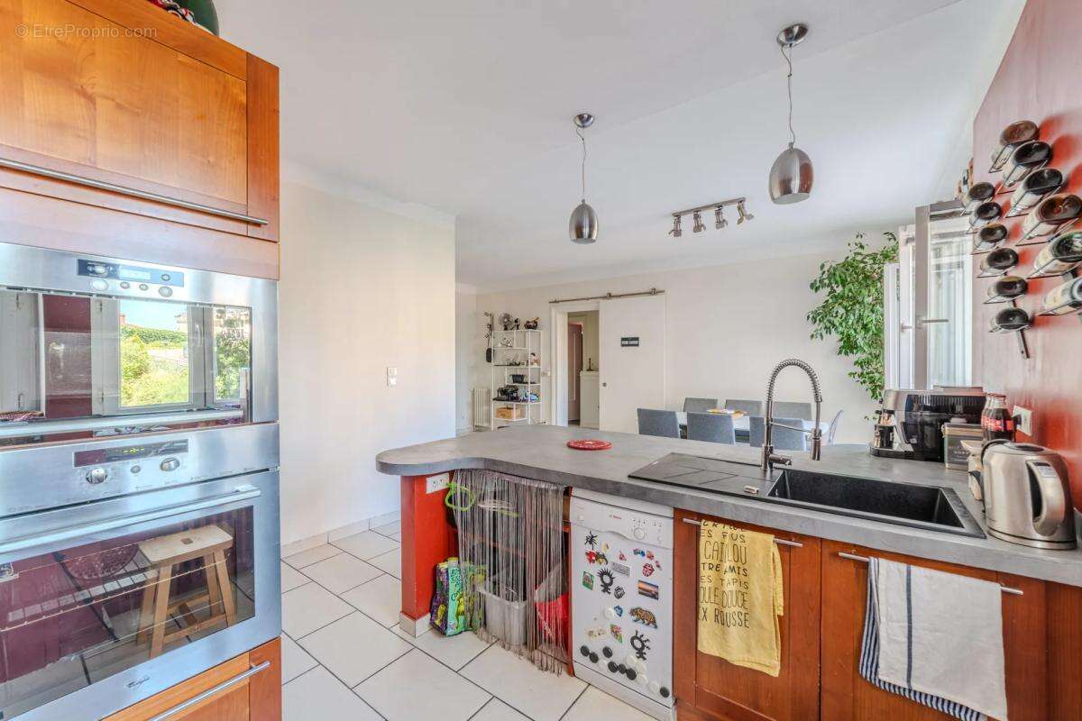 Appartement à LYON-4E