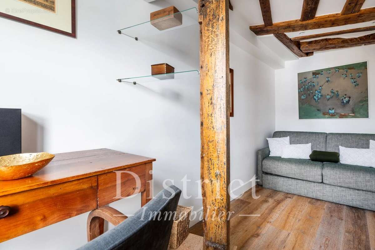 Appartement à PARIS-4E